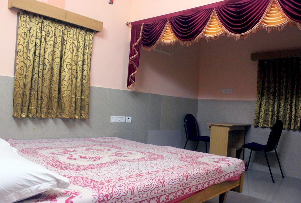 Vinodhara Guest House Mamallapuram Zimmer foto
