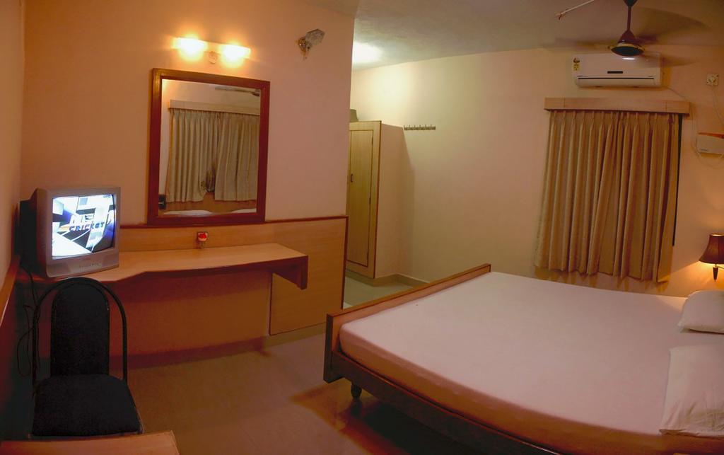 Vinodhara Guest House Mamallapuram Zimmer foto