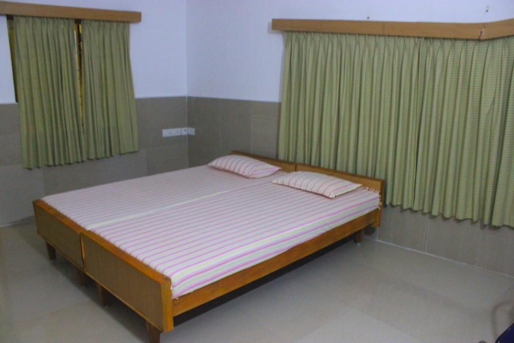 Vinodhara Guest House Mamallapuram Zimmer foto
